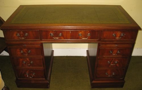 mahogany twin pedestal desk