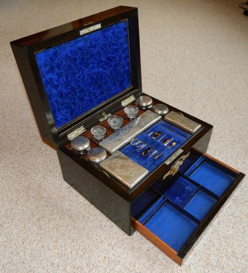 coromandel dressing jewellery box