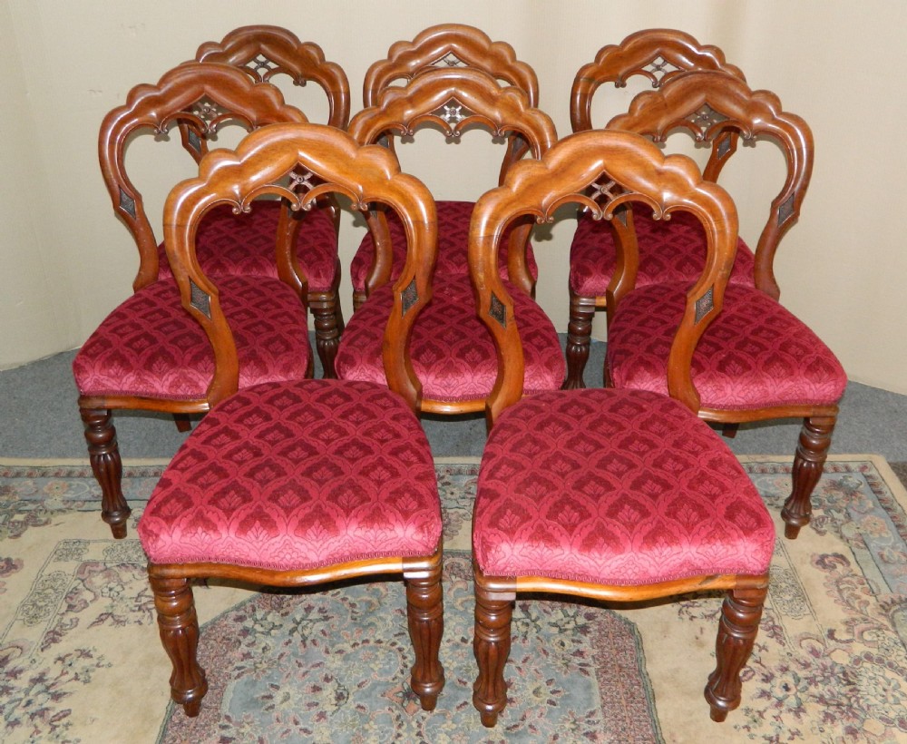 set of 8 mahogany dining chairs