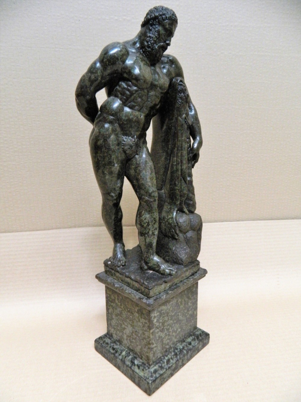 verde antico sculpture of hercules