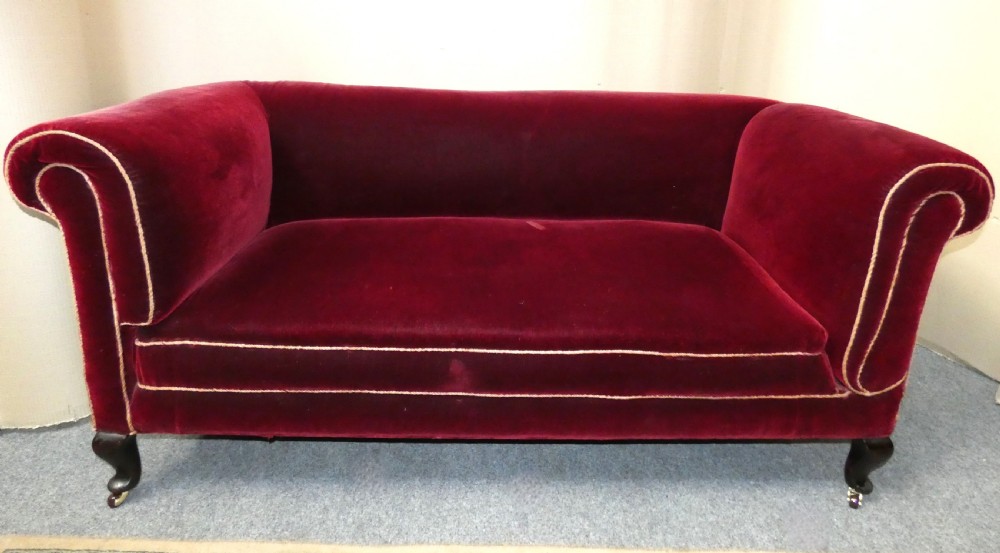 chesterfield sofa