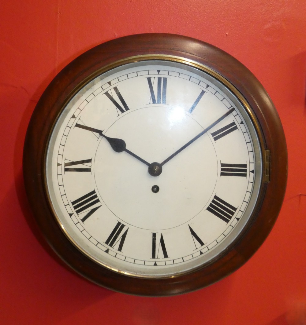 single fusee wall clock