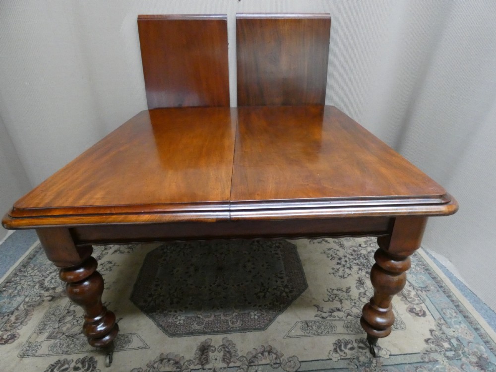 mahogany dining table seats up to 10