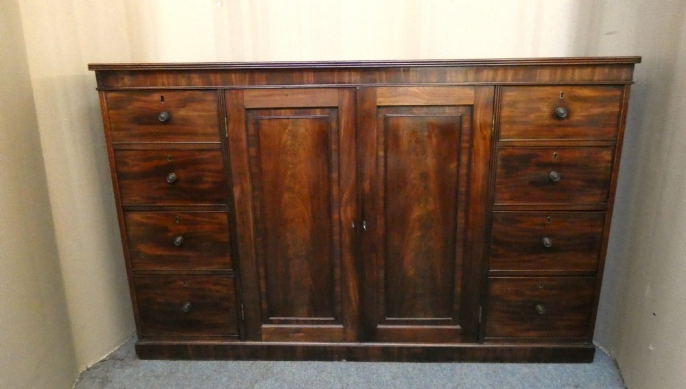 georgian mahogany low linen press